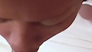 Asia blowjob to go at the hotel