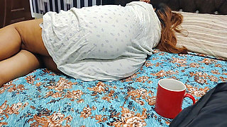 Pregnant Baji - Big Natural Tits Desi Bhabi Boobs Dikhate howay