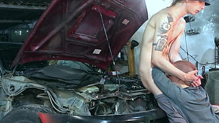 Sexy Mechanic Vilu Vidish Gets Pounded Toyota Ae101