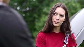 Arwen Gold gets her hiker hole blasted with intensity