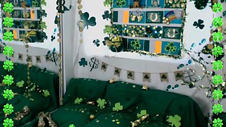 Amateur Webcam Teen Masturbates And Teases