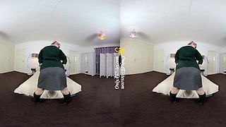 Hot blonde is smoking and masturbating on her webcam