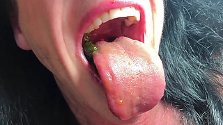 Honey...I Ate the Cucks:digesting