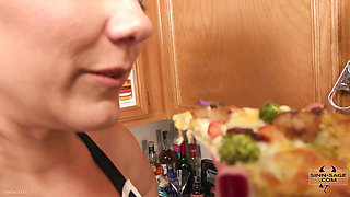Office Pizza Party Giantess Featuring Sinn Sage