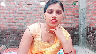 Watching Indian outdoor stepmom take a hot bath makes her stepson go crazy for fucking her