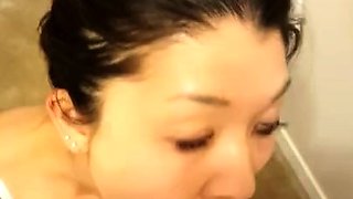 hmdt - Sexy bride giving blowjob