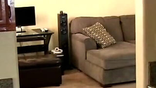 BBW Eliza Allure fucks the plumber