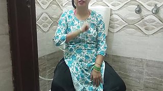 Naughty Teen Fucks Beautiful Stepmom in Bathroom - Desi Homemade Sex