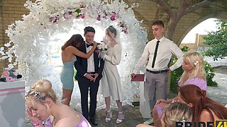 Jane White cheats on her husband with Arty Cheys