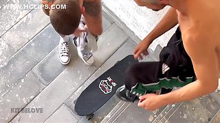 He Noticed A Guy He Saw On A Gay App, And Asked Him To Have Sex Right Then And There. He Fucked A Skateboarder On A Fire Escape