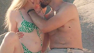 Real Couple - Ocean Waves Deep Oral, and Romantic Missionary