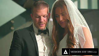 MODERN-DAY SINS - Groom FREE USES Hot Bride Gizelle Blanco In Front Of Their Witnesses