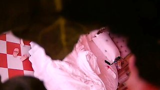 Horny fat arab housewife fingered on amateur hidden cam