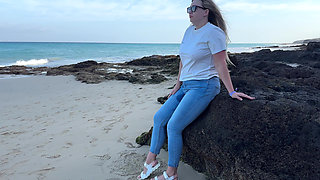 Peeing in Tight Jeans on the Beach