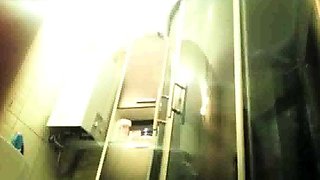 Stepdaughter 25 spied on in shower (gorgeous body)