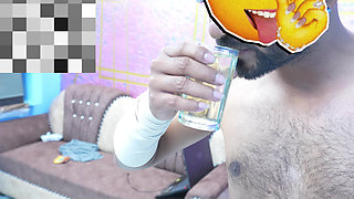 Hasbend wife romentic kising