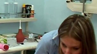 Doctor piss - nice teen girl Nicole gets hardcore urinotherapy!
