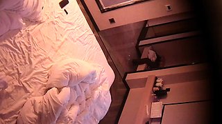 Amateur milf hidden cam
