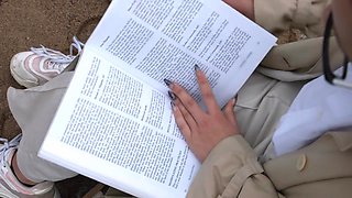 Brunette Pussy Temptations - Bloom Lambie