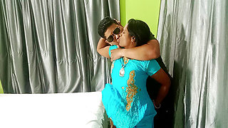 INDIAN OFFICE STAFF SECRET FUCKING AT FRIENDS HOME