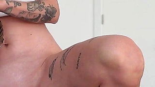 Step Sister Found a Condom at Her Parents' and Fucked Her Step Brother!