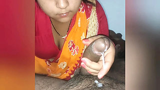 Indian Bhabhi Handjob Sucking and Creamy Blowjob Cumshot