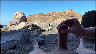 Stranger Saw A Guy Jerking Off In Public And Give Him Blowjob Full Video:sunshine Mom Pee