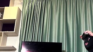 Goddess Ellyah - Ballbusted By The Neighbor