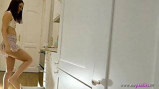 Wife has no panties in the kitchen