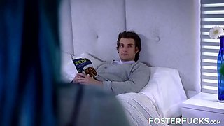 Blue haired Jewelz Blu and Aaliyah Love nail their stepdad