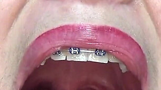 I Swallow Ten Candy Sticks!!