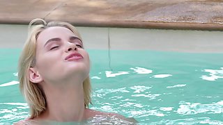 Ariel in Heatwave - MPL Studios