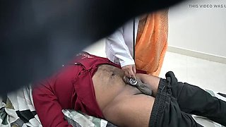 Hot Indian Doctor Examines Patient's Dick in Clinic - Desisridevi