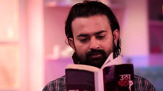 Tiny Indian MILF Naomi Shah swallows a stiff cock