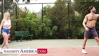 Hardcore clip with gentle Bunny Madison and Ken Feels from Naughty America