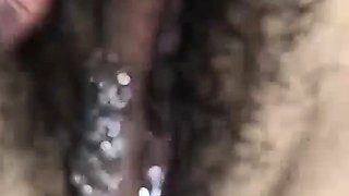 झाँटो वाली गीली चुत