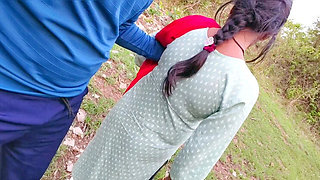 Young Indian Desi College Girl Fucked Hard by Boyfriend in Jungle - Hindi Village Sex