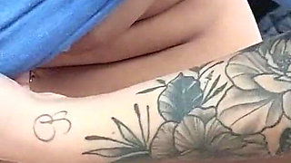 Hotwife Lexi Love Sneaks Away to Masturbate with a Fan in Her Car!