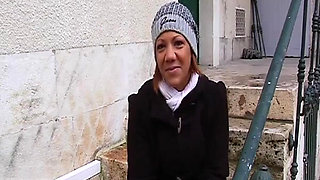 Big Booty Ebony From France Knows How to Make Big Cock Cum