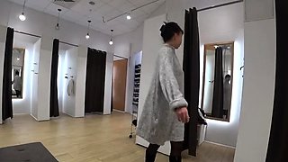 Russian mom - Shopping mall upskirts and flashing in fetish