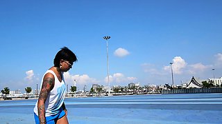 Skateboarding fail of big ass Thai MILF