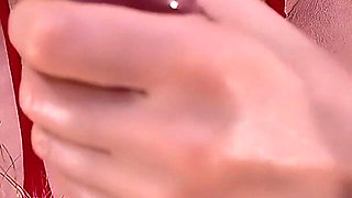 Santa's Shiny Surprise: Long Chain Edge to 5 Swallowed Blast