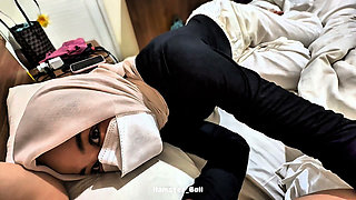 Cheating Innocent 18 Years Old Muslim Girl, Who Asked to Be Taught How to Masturbate