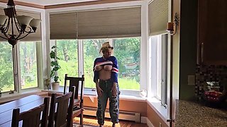 ONLY FAN leak Face Exposed Mistress Thursday Getting ready for the Game with her Big Tits bouncing