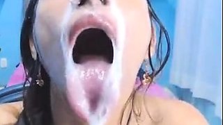 Piss fetish WAM gal solo toys