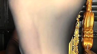 Cumshot amateur MILF suck and jerks dude in the bedroom