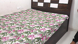 Komal Was Shopping for an Old Boyfriend When He Came and Saw Her.