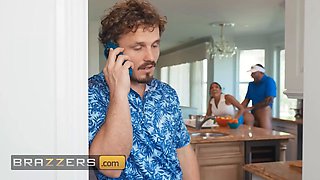 Brazzers - Luna Star creeps around with the golf coach & gets banged in the ass under her husband's nose