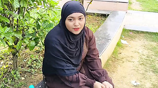 Poor Muslim Hijab Girl Fucks Producer For Money - Outdoor Garden Sex Hindi Urdu