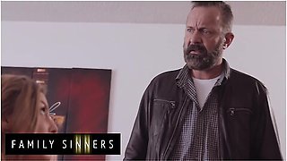 Damon Dice And Britney Amber - Busty Milf Gets Her Wet Hole Fingered And Her Clit Licked Eagerly By Her Stepson